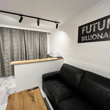 Family Apartment Винница Экстерьер фото