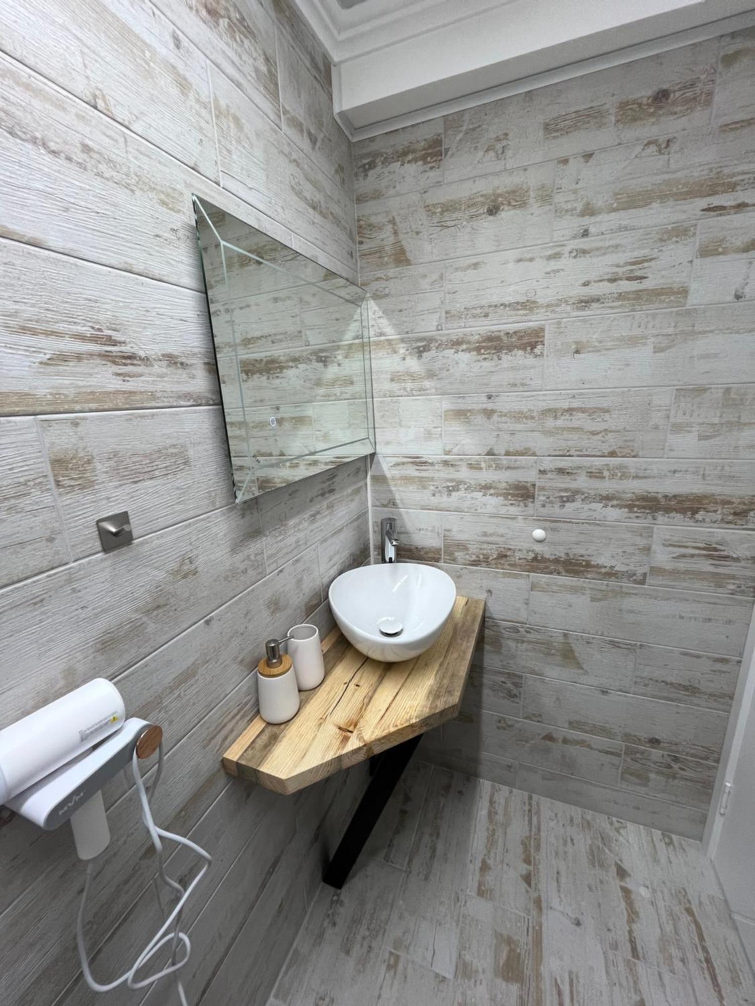 Family Apartment Винница Экстерьер фото